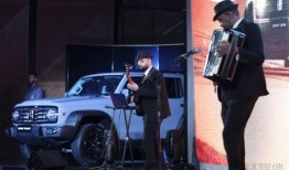 坦克100汽车最新爆料,硬核性能与科技美学双升级！